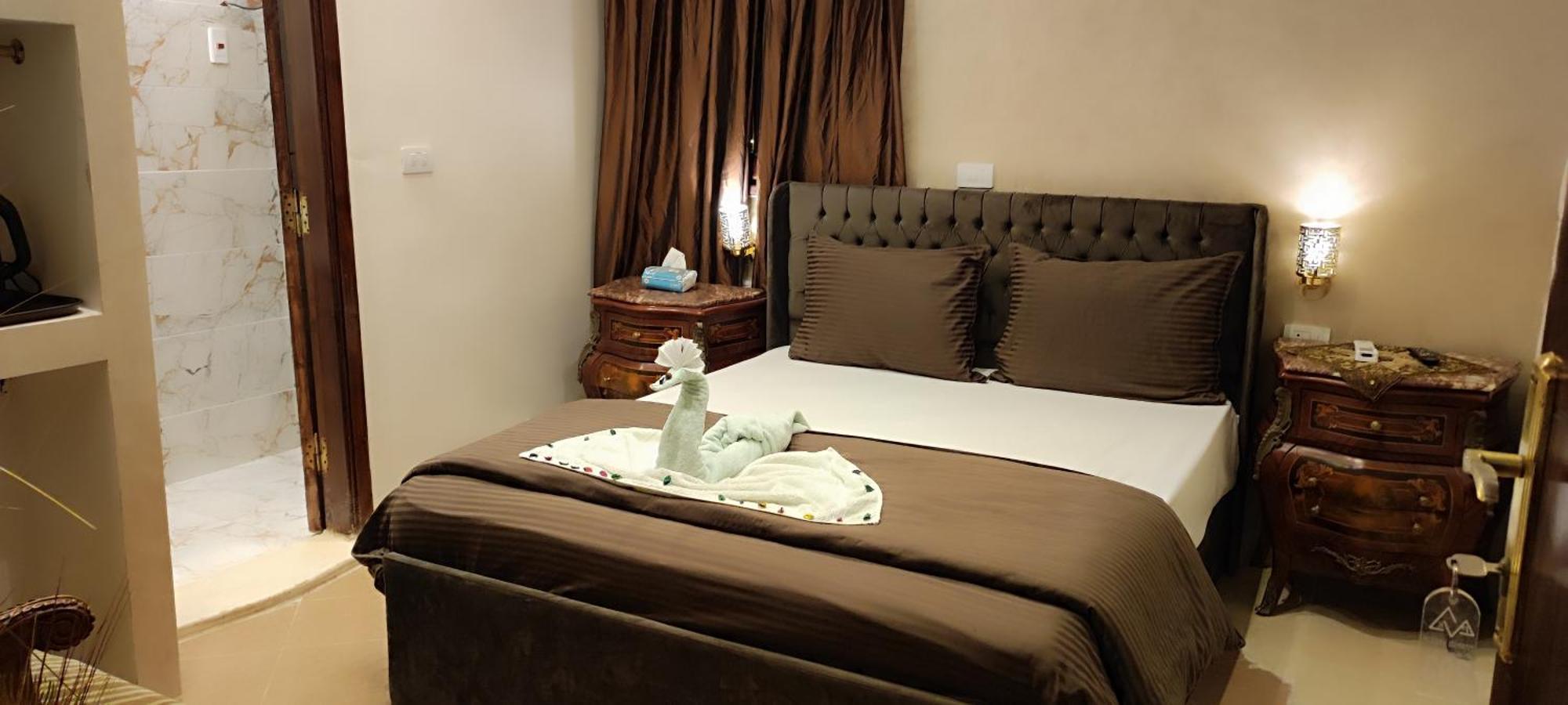 Pyramids Kingdom - Guest House Kafrat al Jabal Bagian luar foto